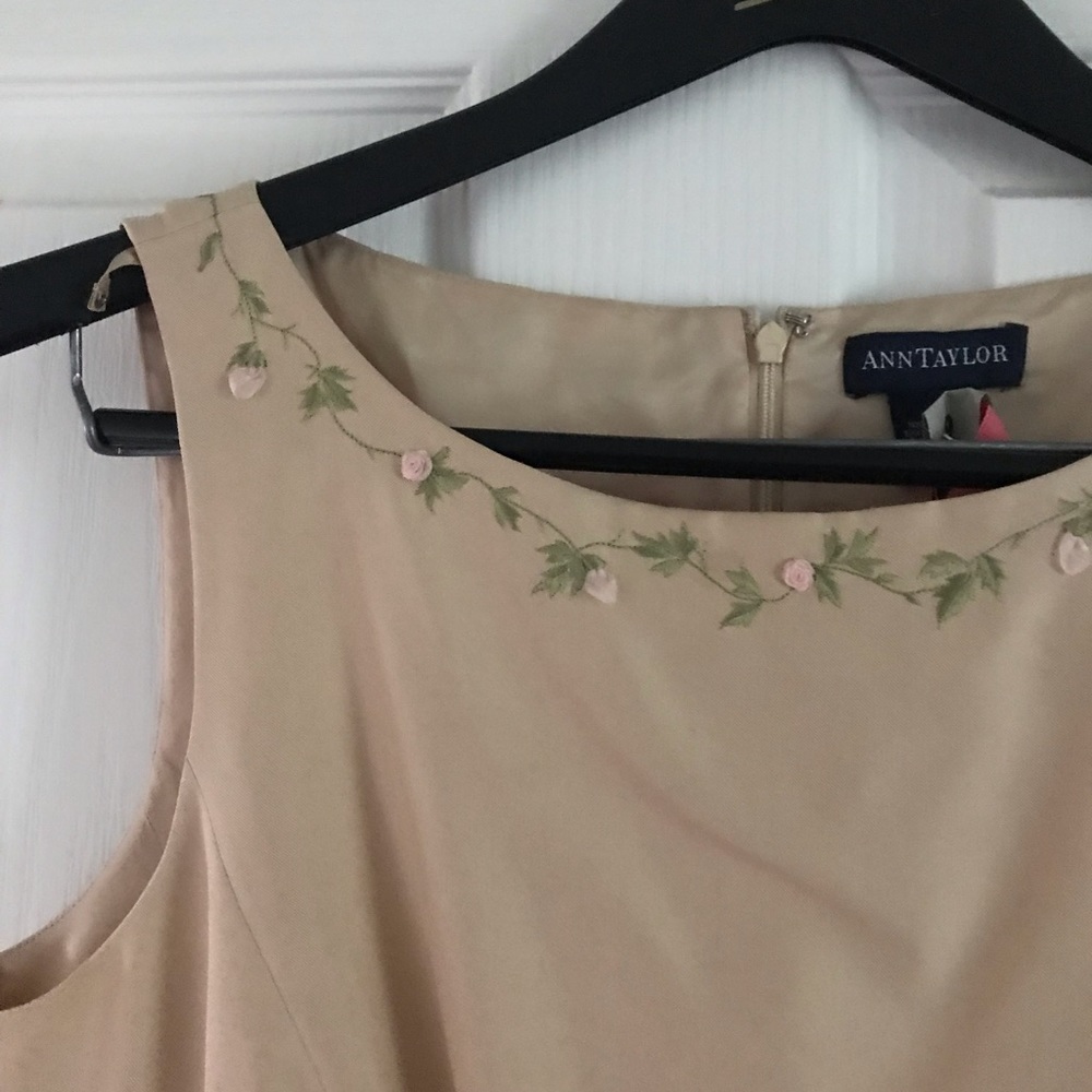 Dress - Picture 2 of 3